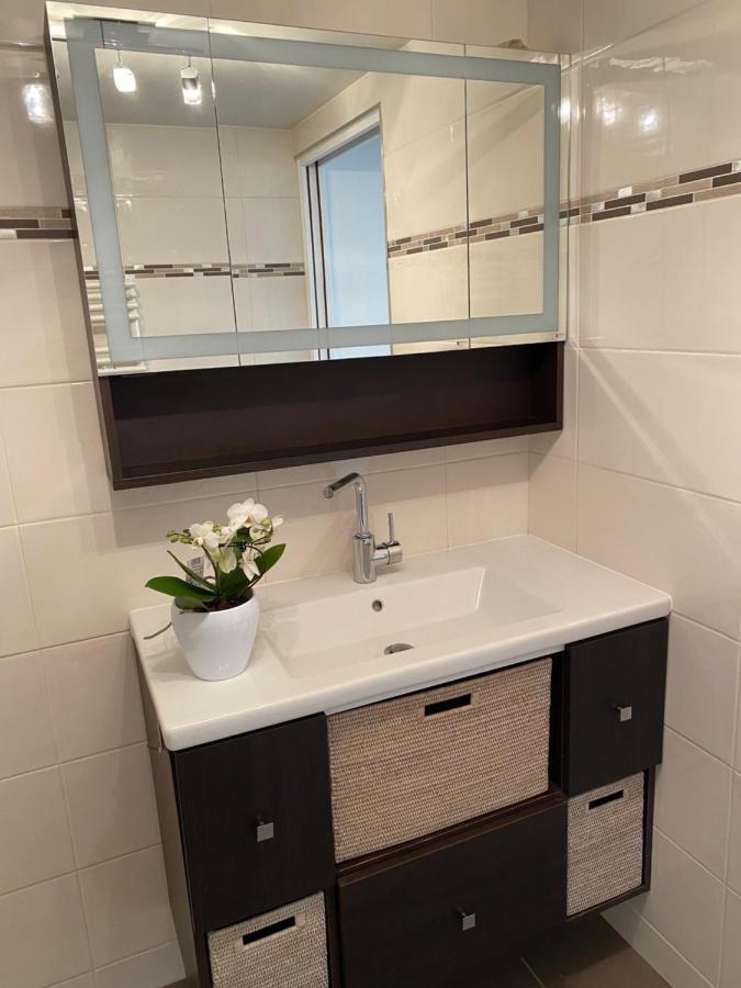 Bel Appartement Modernise Avec Terrasse. Villar-Saint-Pancrace Exteriör bild